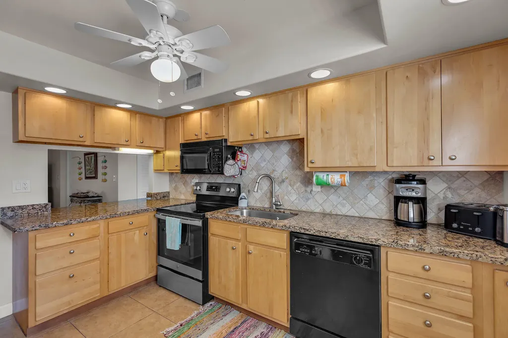 601 W Ocean Drive Key Colony Beach FL
