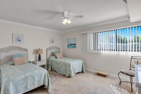 601 W Ocean Drive Key Colony Beach FL
