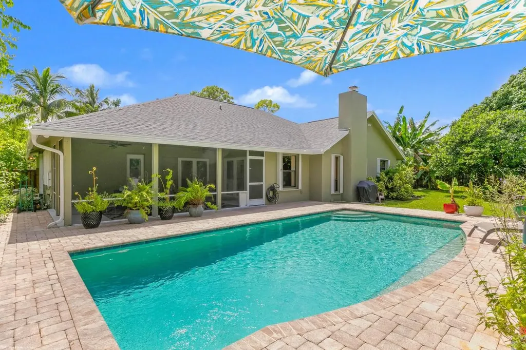 12171 Old Country Road N Wellington FL 33414
