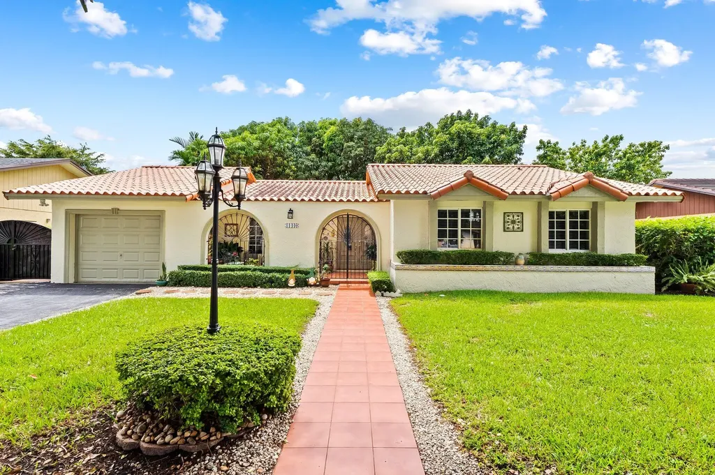 11440 SW 32nd Street Miami FL 33165