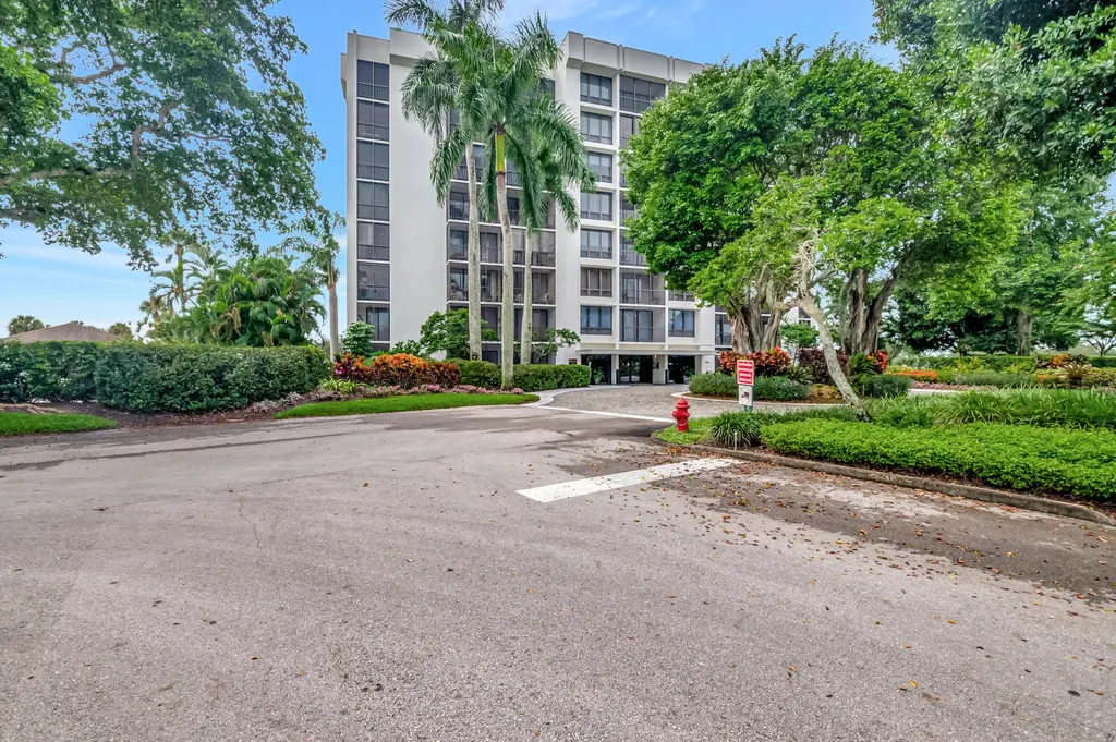 6805 Willow Wood Drive Boca Raton FL 33434