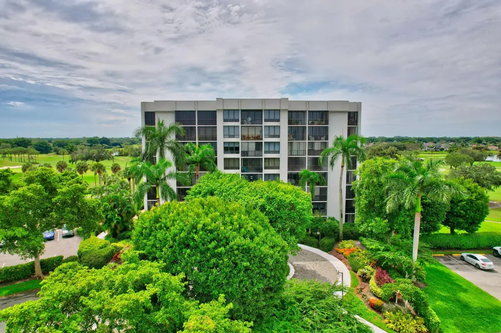 6805 Willow Wood Drive Boca Raton FL 33434