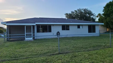 2931 SW Birtle Court Port St Lucie FL 34953