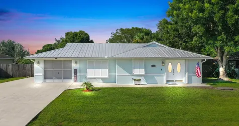 1141 SW Gastador Avenue Port St Lucie FL 34953