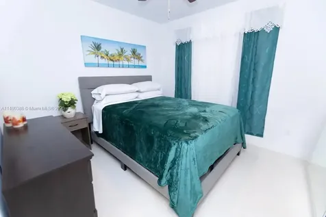 3240 SW 17th Street Fort Lauderdale FL 33312
