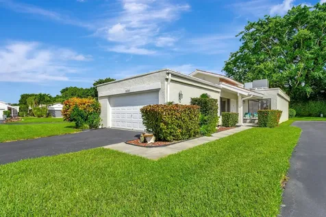 5500 Ainsley Court Boynton Beach FL 33437
