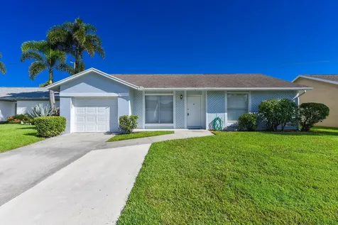 137 Arrowhead Circle Jupiter FL 33458