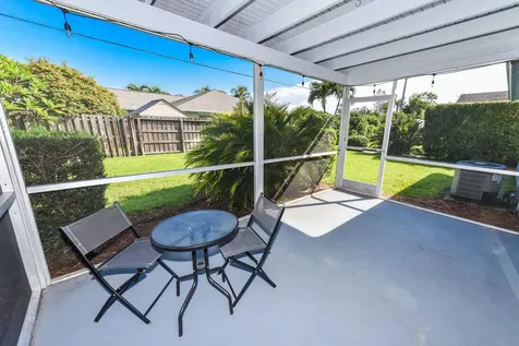 137 Arrowhead Circle Jupiter FL 33458
