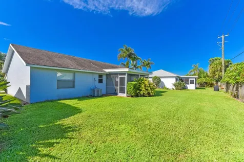 137 Arrowhead Circle Jupiter FL 33458