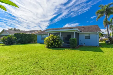 137 Arrowhead Circle Jupiter FL 33458