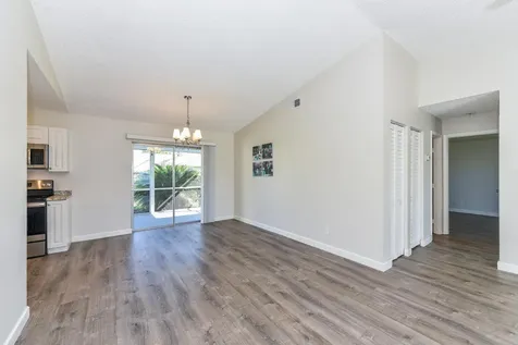 137 Arrowhead Circle Jupiter FL 33458