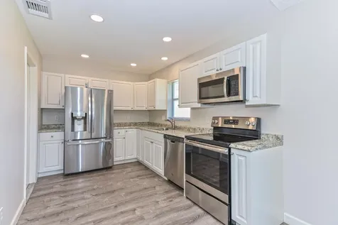 137 Arrowhead Circle Jupiter FL 33458