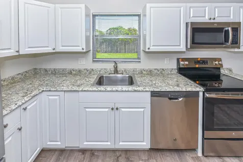 137 Arrowhead Circle Jupiter FL 33458