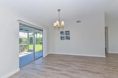 137 Arrowhead Circle Jupiter FL 33458