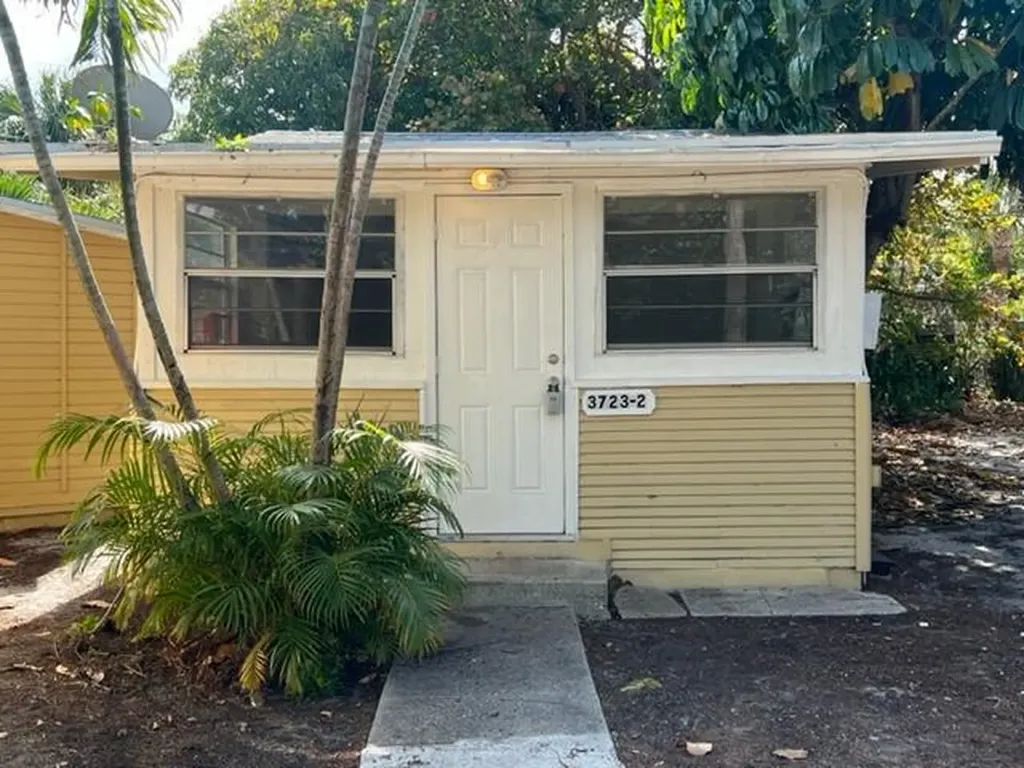 3723 Morton Avenue West Palm Beach FL 33405