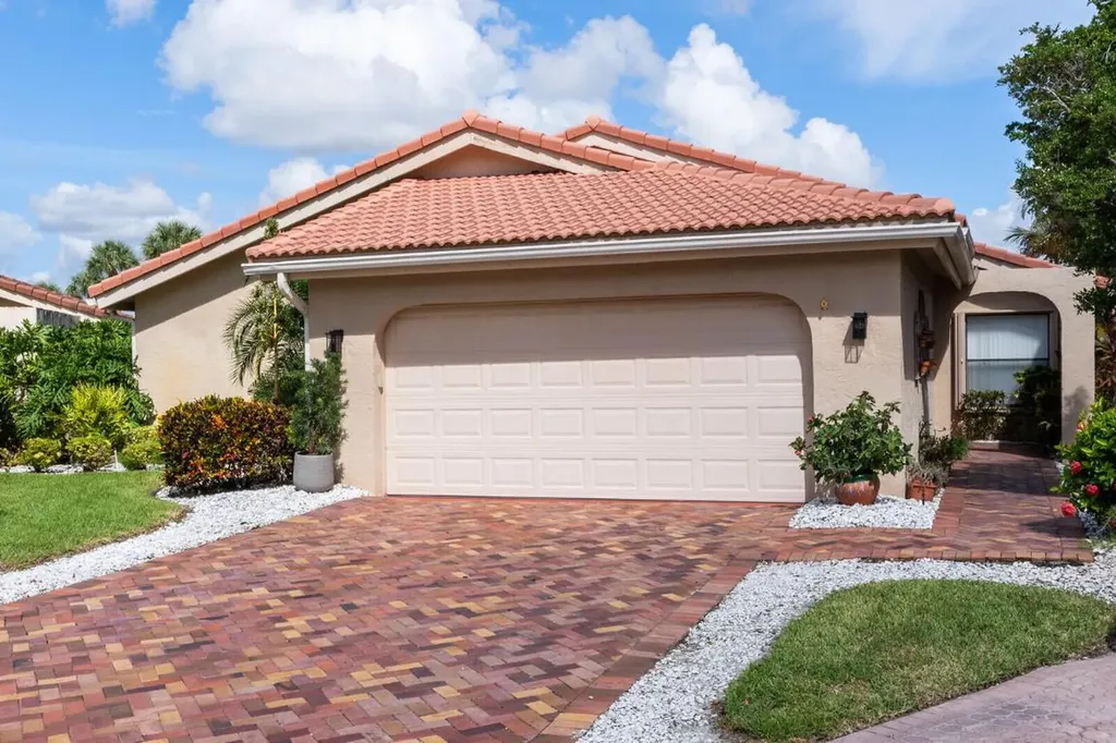 5531 Lakeview Mews Terrace Boynton Beach FL 33437