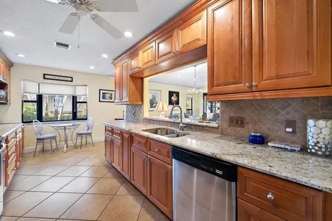 12776 SE Pinehurst Court Hobe Sound FL 33455