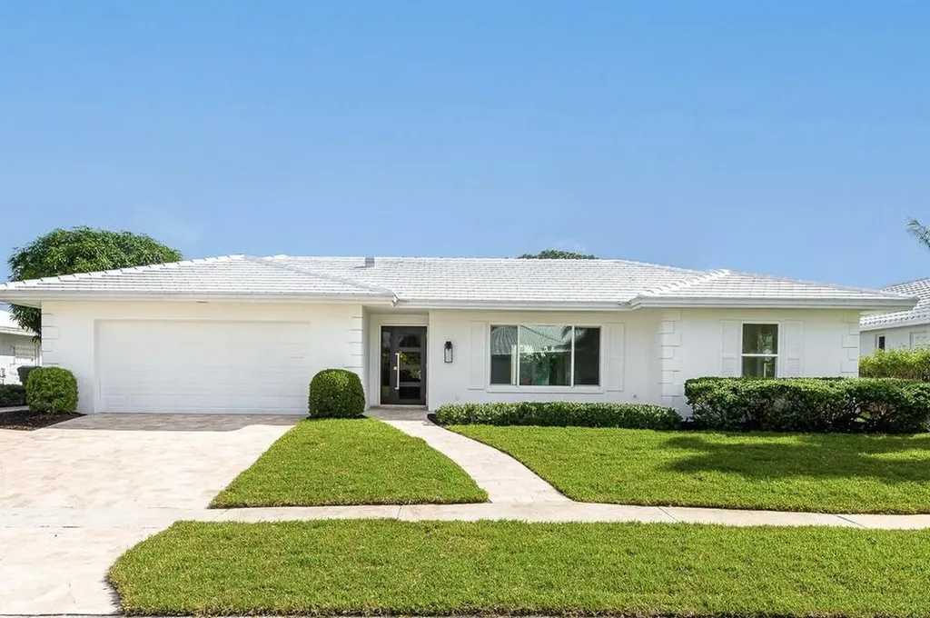 994 Walnut Terrace Boca Raton FL 33486