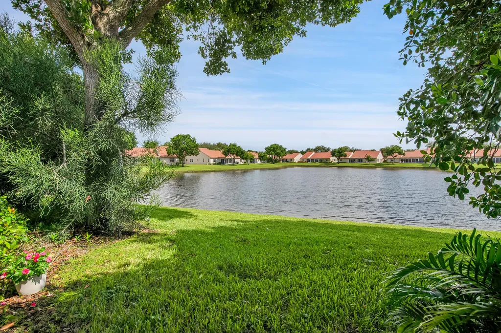 14506 Via Royale Delray Beach FL 33446