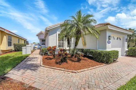 506 SW Treasure Cove Port St Lucie FL 34986