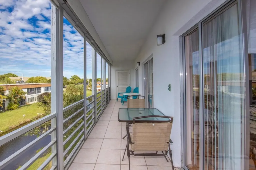 6289 Lear Drive Lake Worth FL 33462