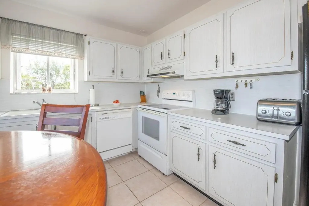 6289 Lear Drive Lake Worth FL 33462