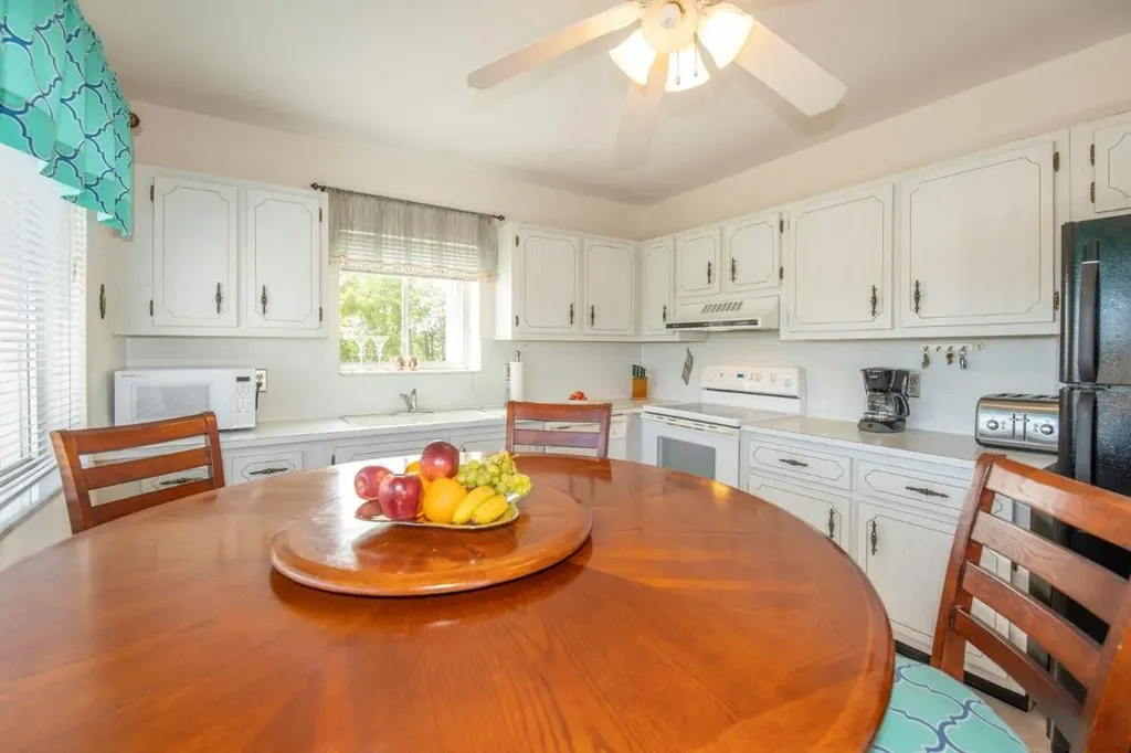 6289 Lear Drive Lake Worth FL 33462