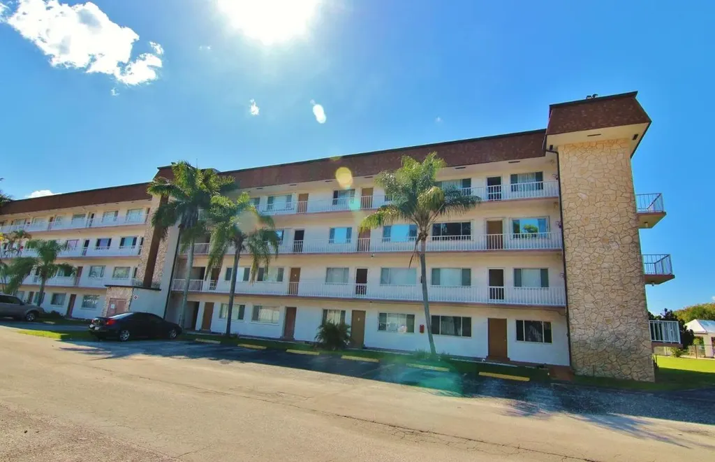 6289 Lear Drive Lake Worth FL 33462