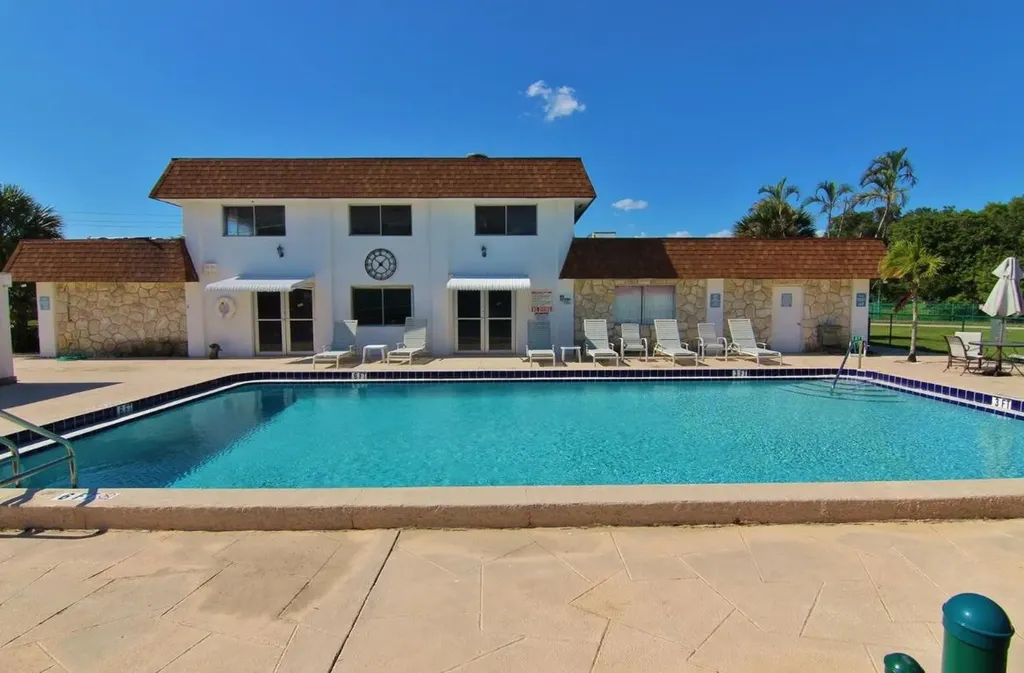 6289 Lear Drive Lake Worth FL 33462