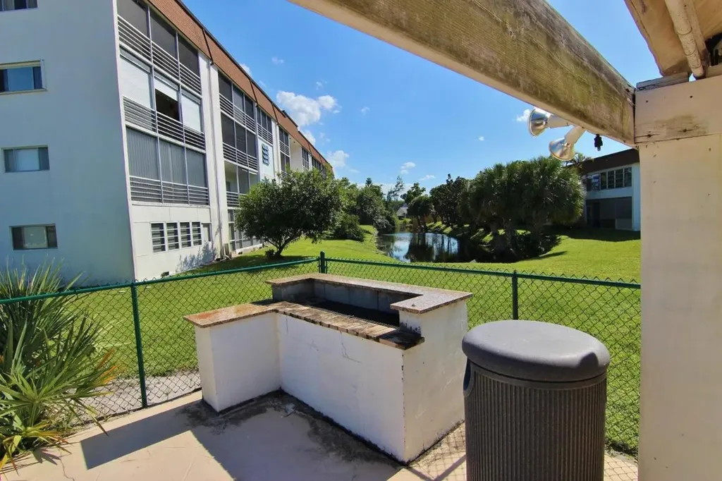 6289 Lear Drive Lake Worth FL 33462