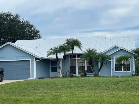 1625 SW Diamond Street Port St Lucie FL 34953