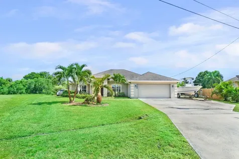 4299 SW Mccrory Street Port St Lucie FL 34953