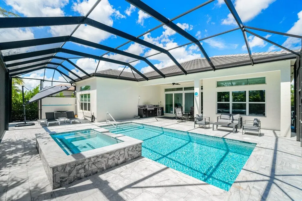 9846 Pecorino Isle Boynton Beach FL 33473