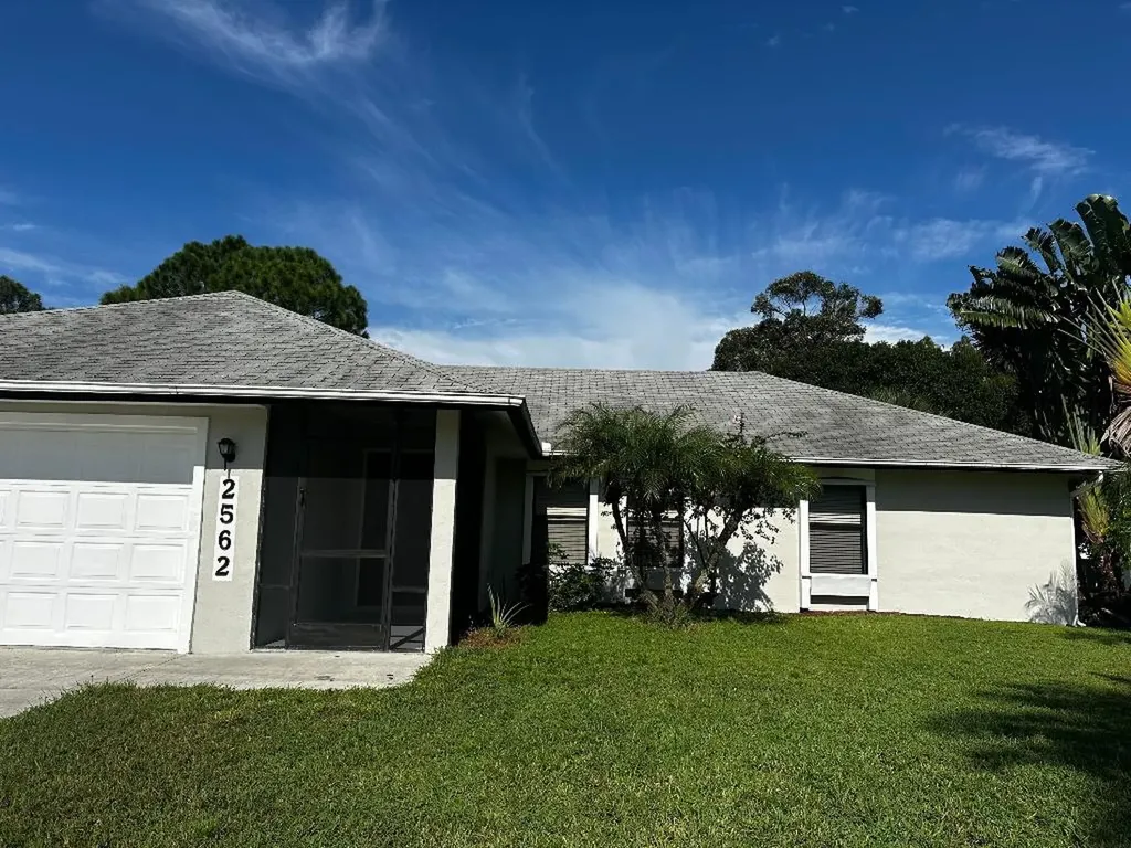2562 SW Kenilworth Street Port St Lucie FL 34953