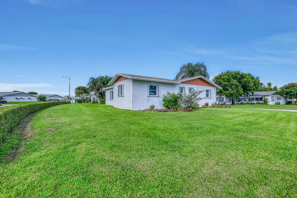 5126 Michael Drive West Palm Beach FL 33417