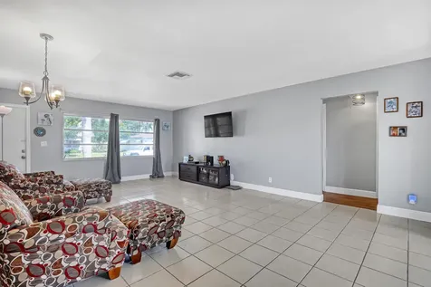 5126 Michael Drive West Palm Beach FL 33417