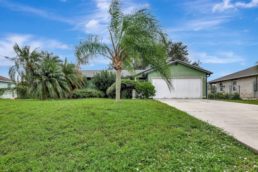 968 SW Provincetown Lane Port St Lucie FL 34953