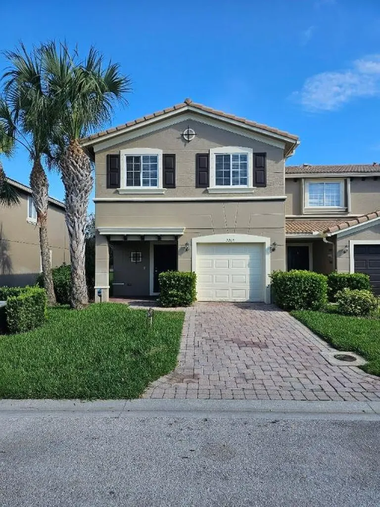 2205 SW Rockport Road Port St Lucie FL 34953