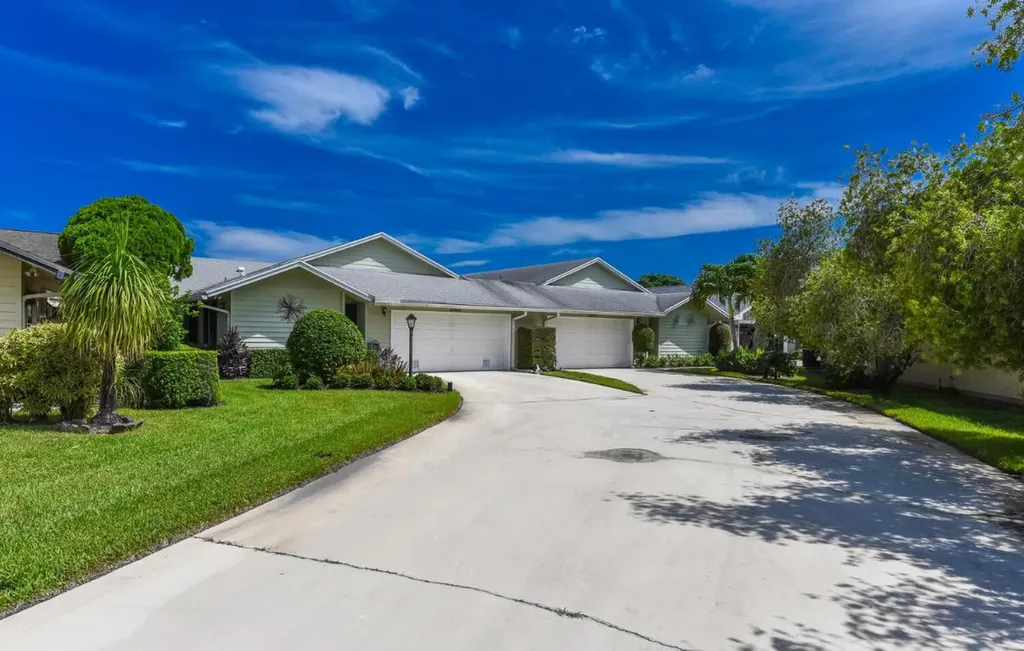 12649 SE Cascades Court Hobe Sound FL 33455