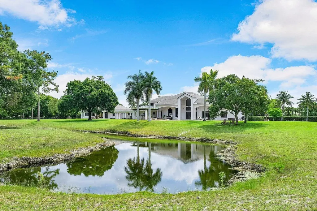 21677 El Bosque Way Boca Raton FL 33428