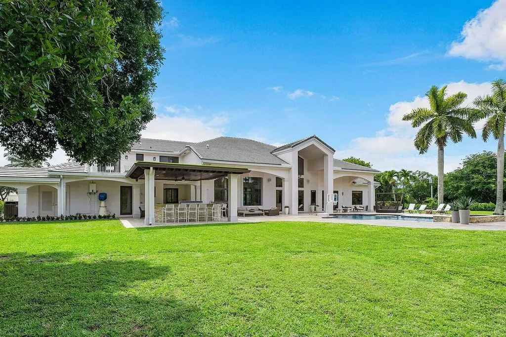 21677 El Bosque Way Boca Raton FL 33428