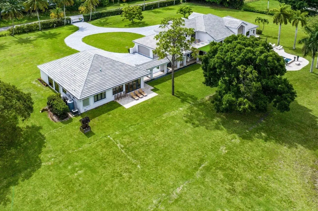 21677 El Bosque Way Boca Raton FL 33428