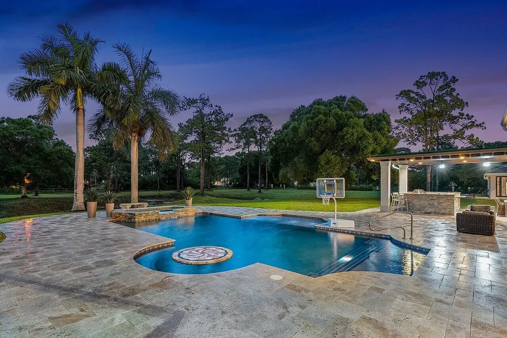 21677 El Bosque Way Boca Raton FL 33428