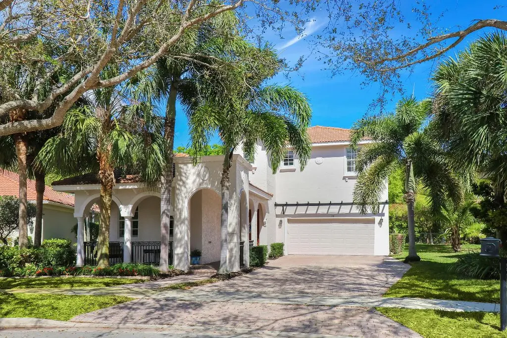 138 Via Castilla Jupiter FL 33458