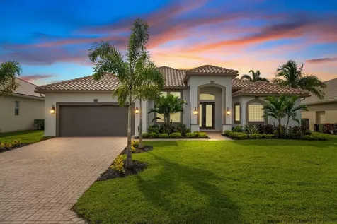 2218 SE Stonehaven Road Port St Lucie FL 34952