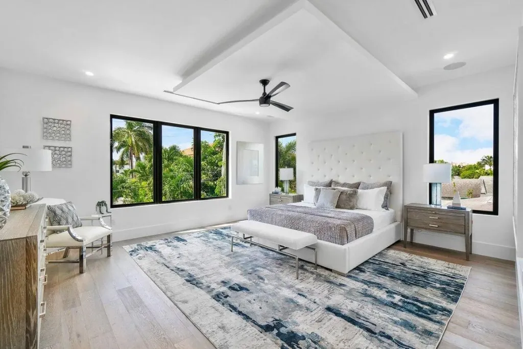 2737 NE 18th Street Fort Lauderdale FL 33305