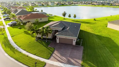 859 Bent Creek Drive Fort Pierce FL 34947
