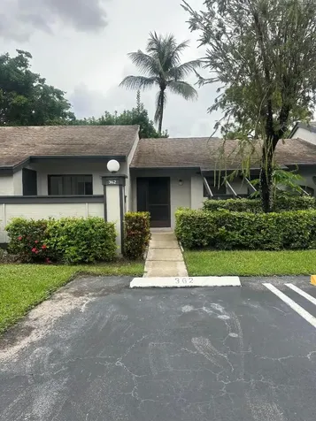 362 Quebec Court Royal Palm Beach FL 33411
