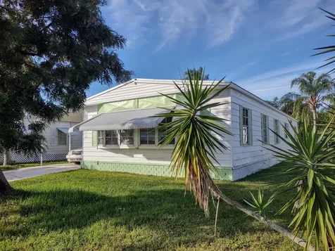 146 W Caribbean Port St Lucie FL 34952