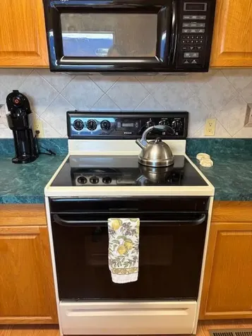 146 W Caribbean Port St Lucie FL 34952